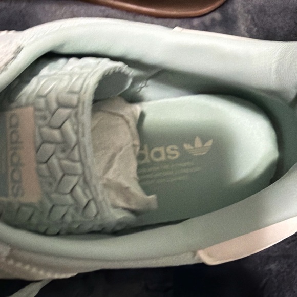 Adidas Gazelle Bold W Stacks with Gum bottom - Picture 3 of 5